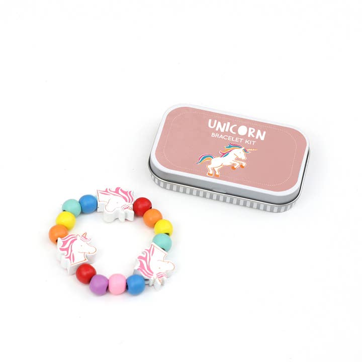 Fertiges Einhorn-Armband und Geschenkbox